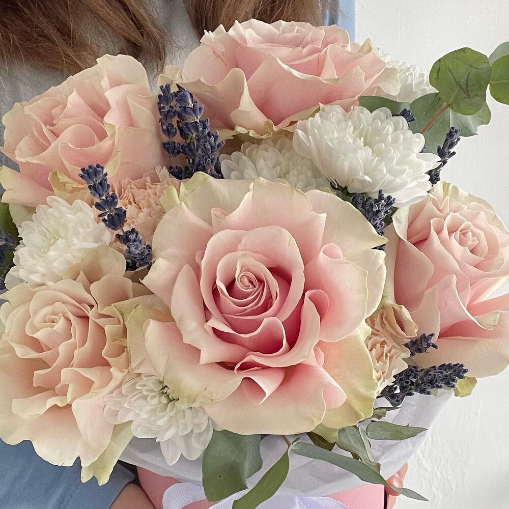 Цветы в коробке🌺