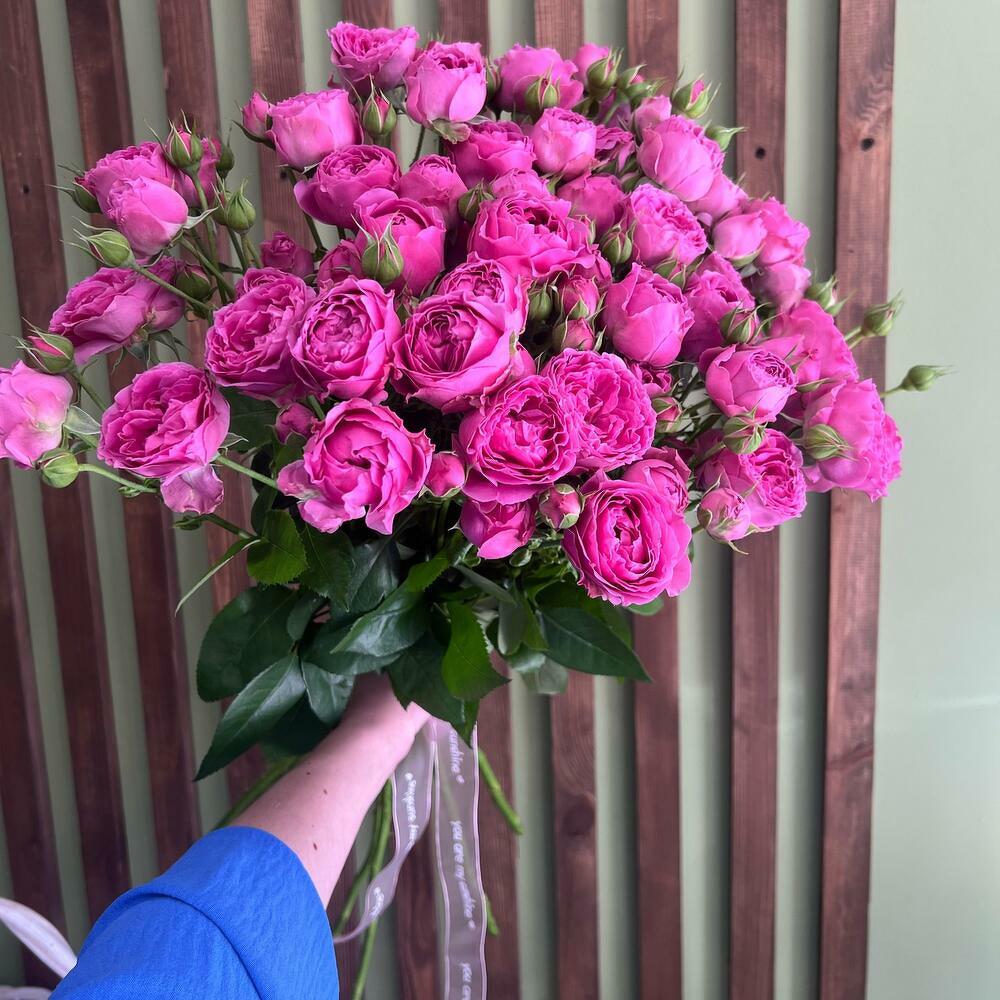 Букет из 10 пионовидных роз