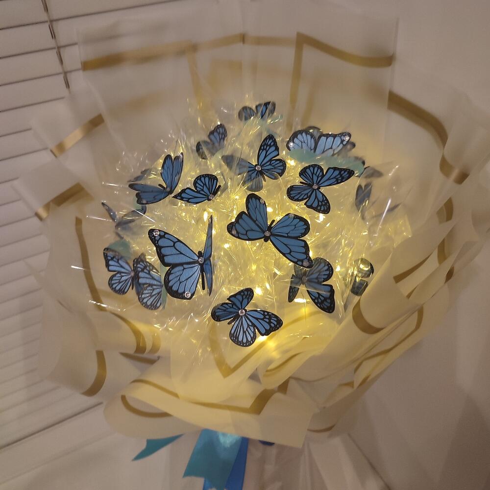 Букет светящийся с бабочками, Цветы и подарки в Санкт-Петербурге ...