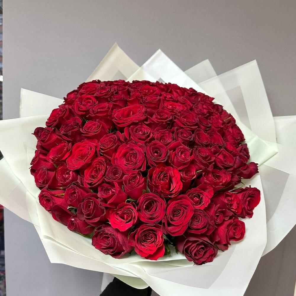 Ramo de 101 rosas rojas de 40 cm por paquete