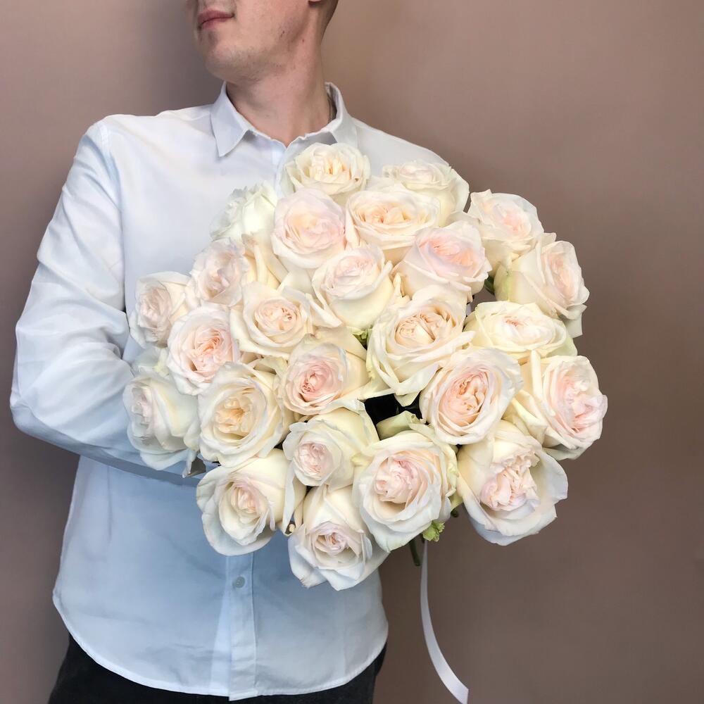 Пионовидная роза 25 шт