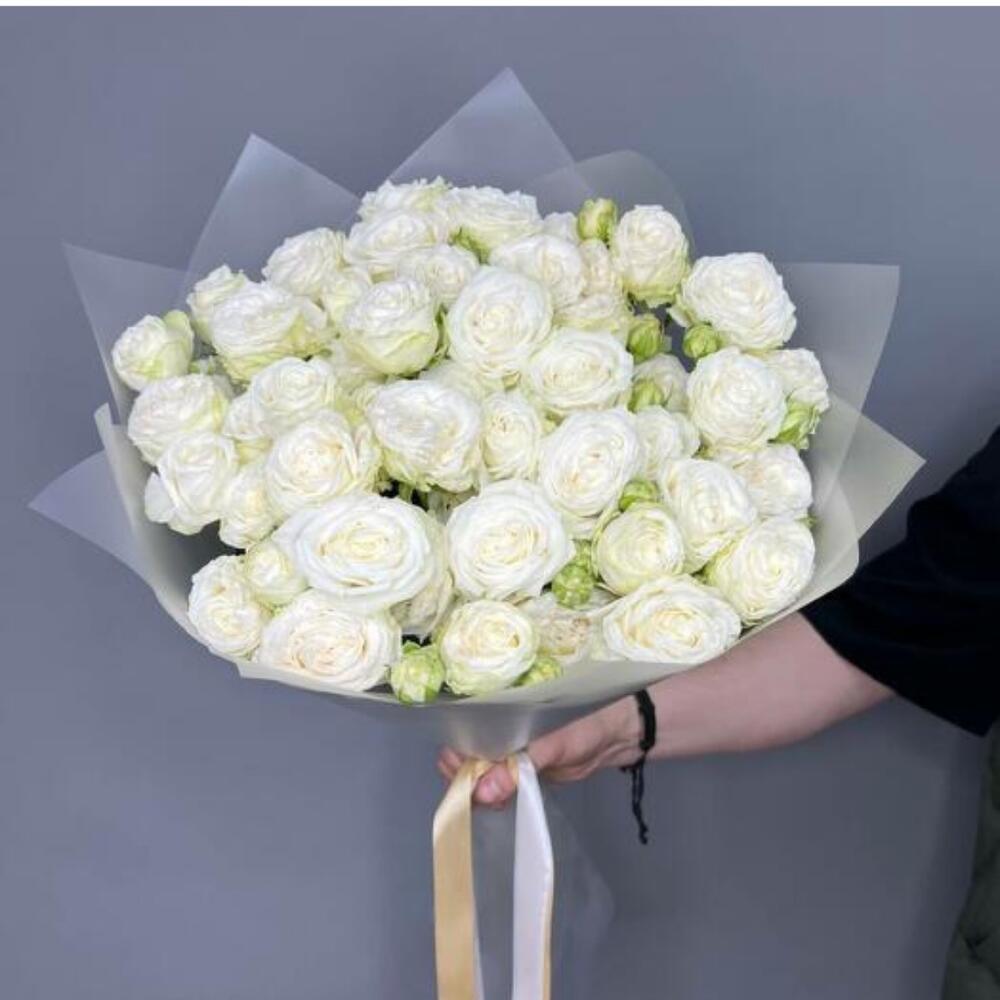 Bouquet of white peony-shaped bush roses 11 pcs