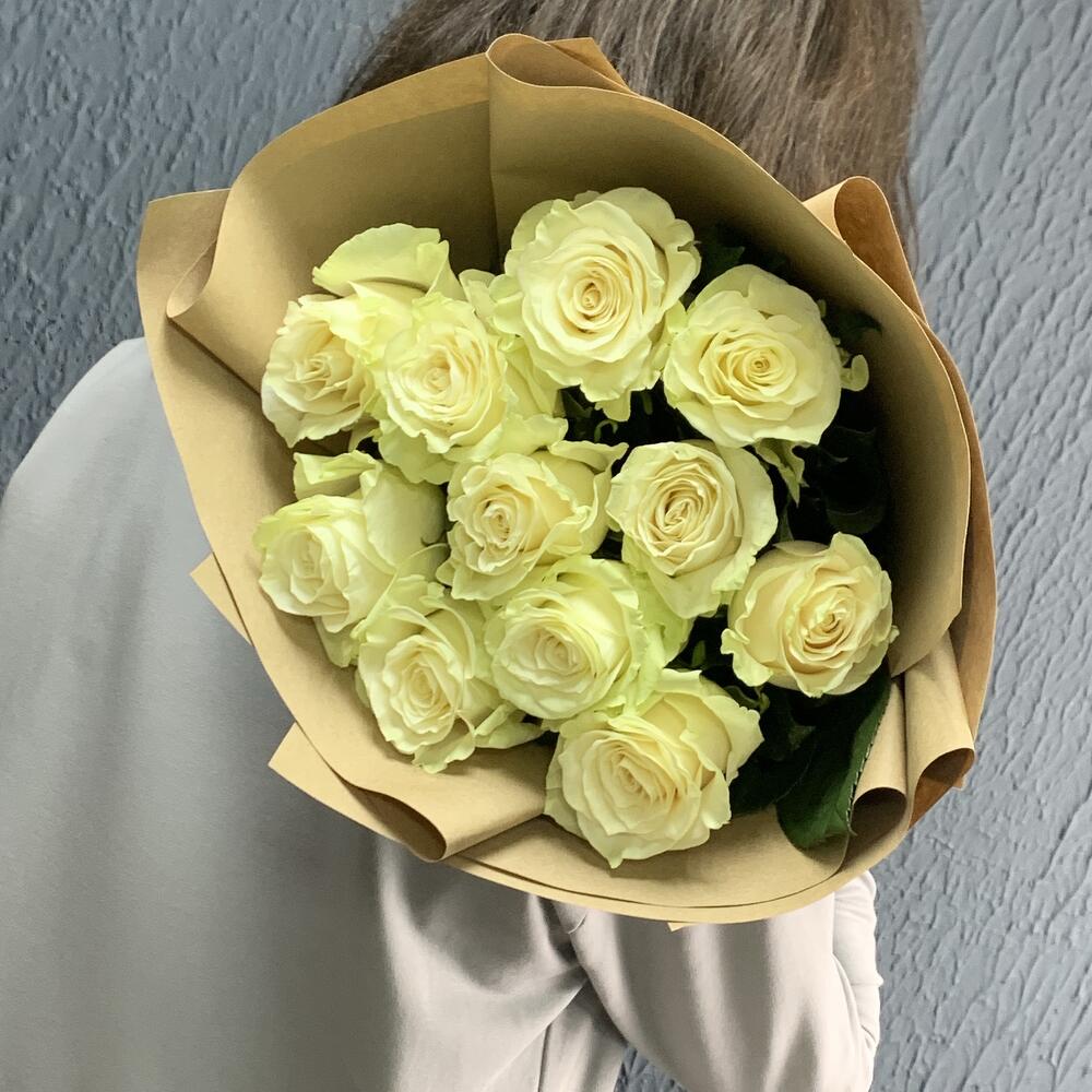 Эквадорские розы , 11 шт в крафт упаковки
