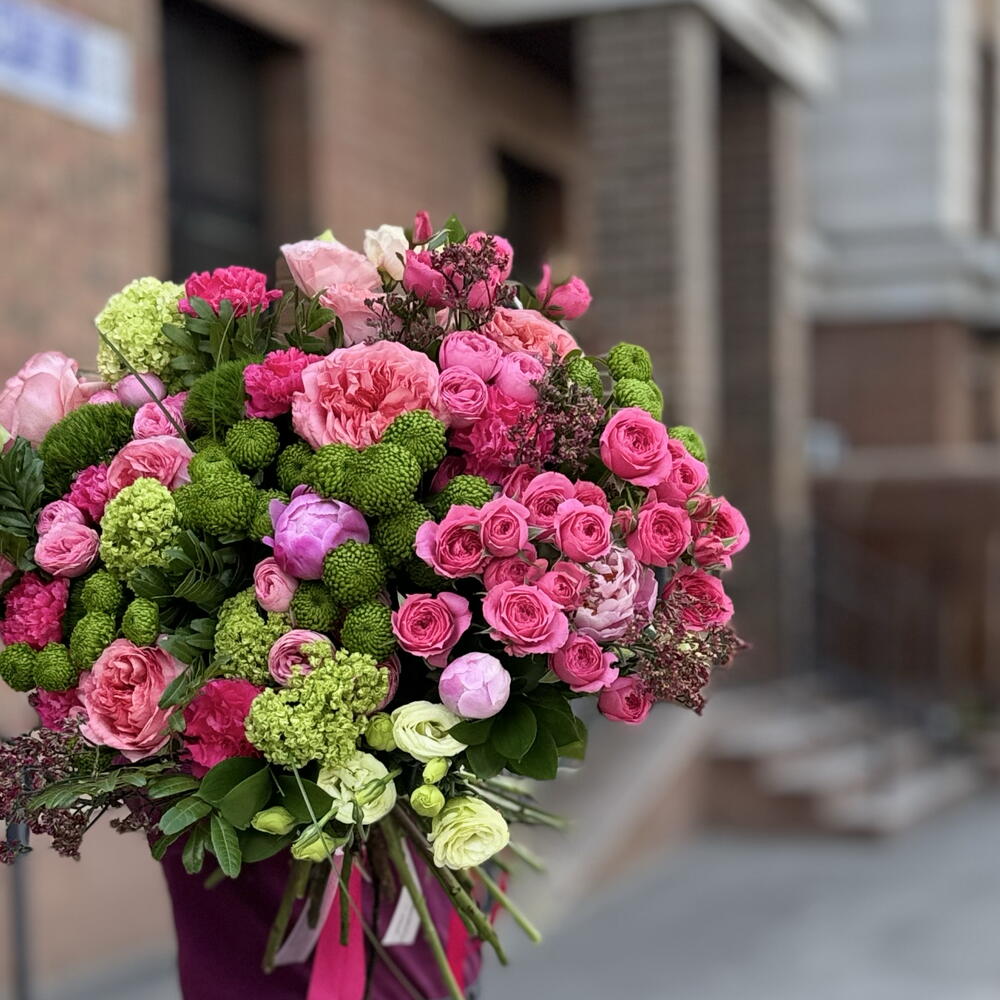 Signature bouquet with peonies and peony-style roses Bloom energy