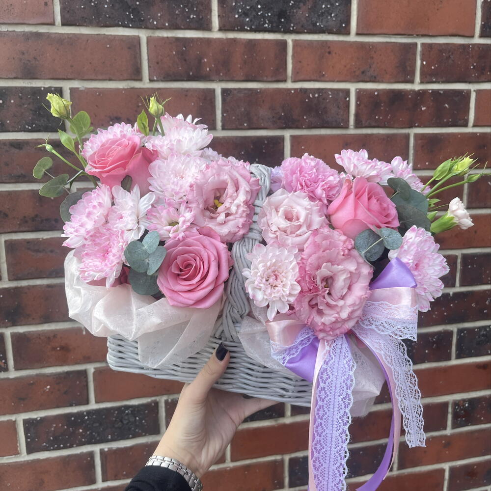 Корзинка «ВАУ» : из эустомы, розы и хризантемы🎀