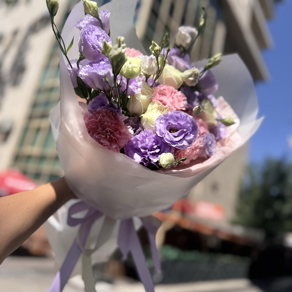 Букет из микс цветов
