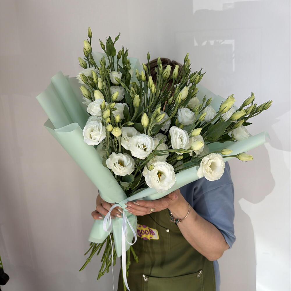 Букет белой эустомы
