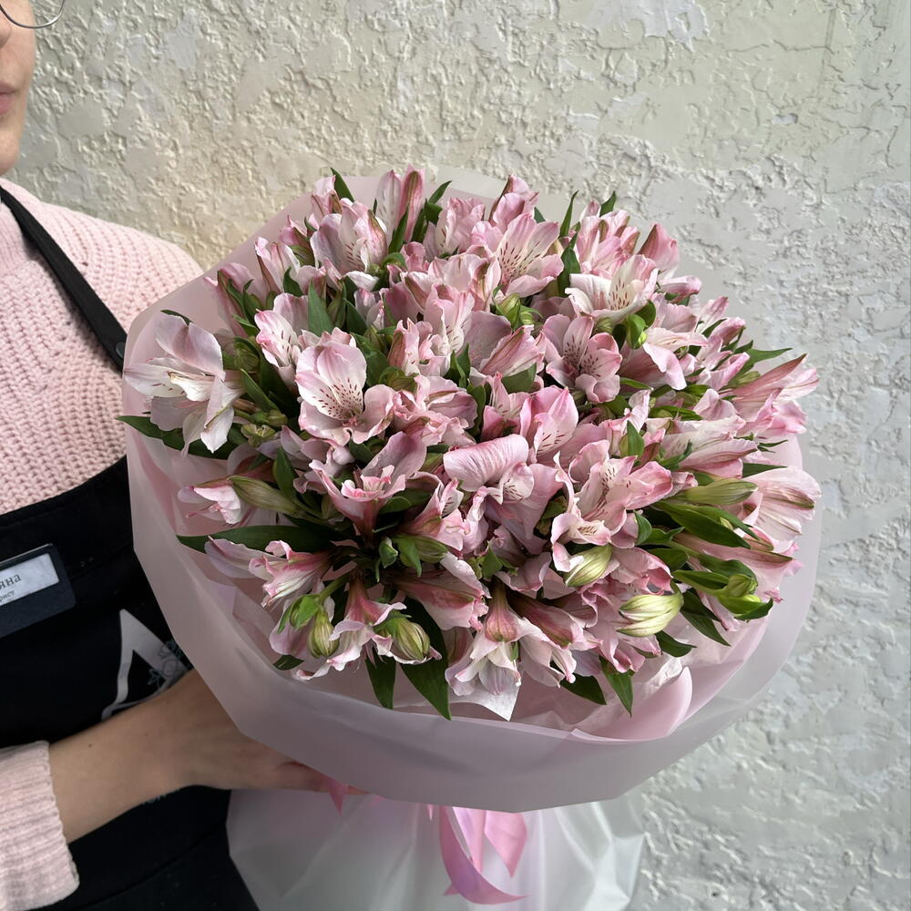Монобукет из розовых альстромерий
