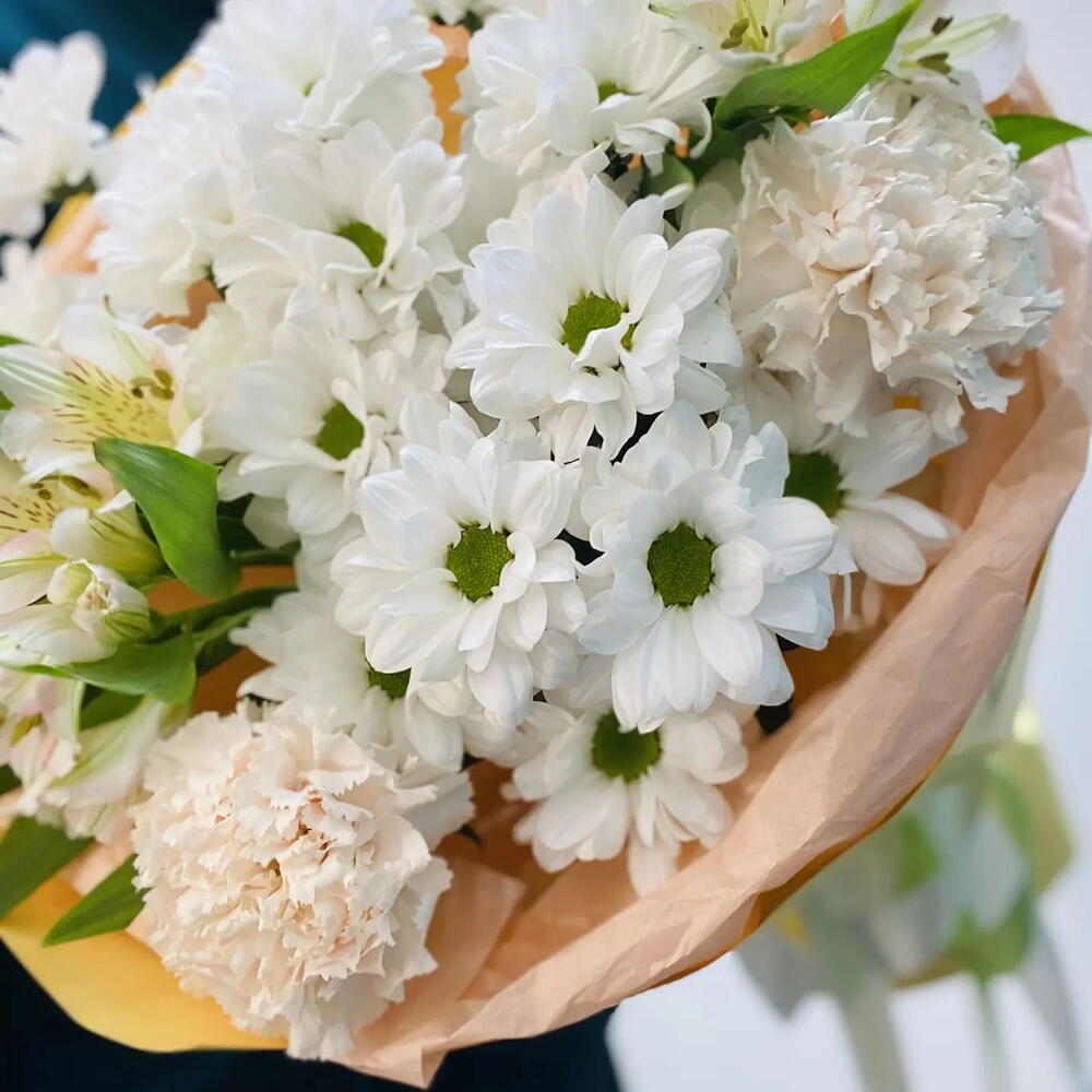 Ромашки, альстромерии, диантус💐💐💐