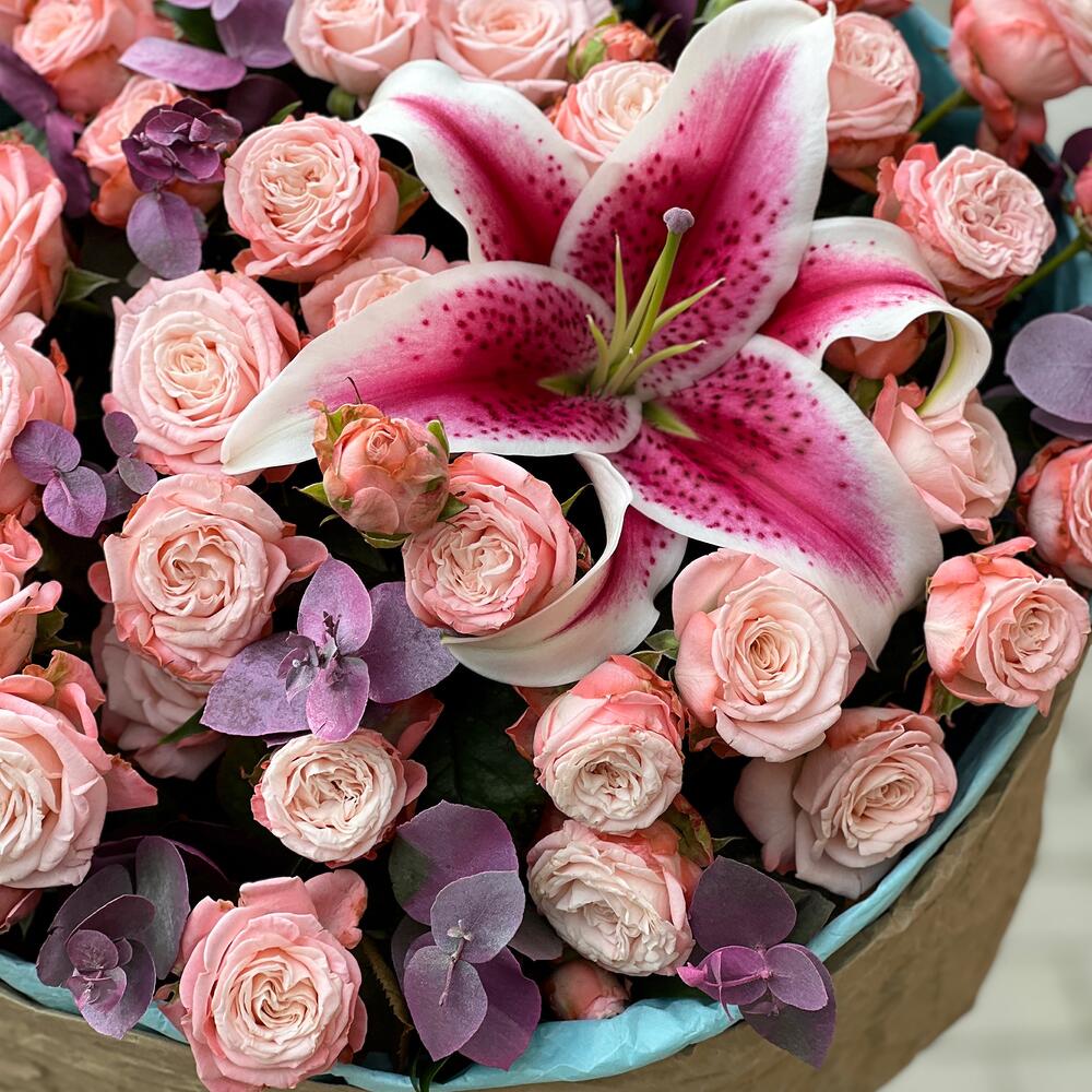 Spray Roses Bouquet N-048