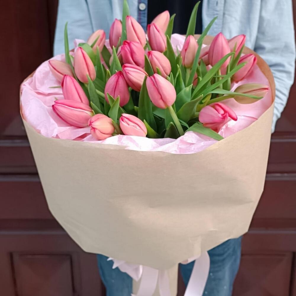 Delicate tulips 25 pieces