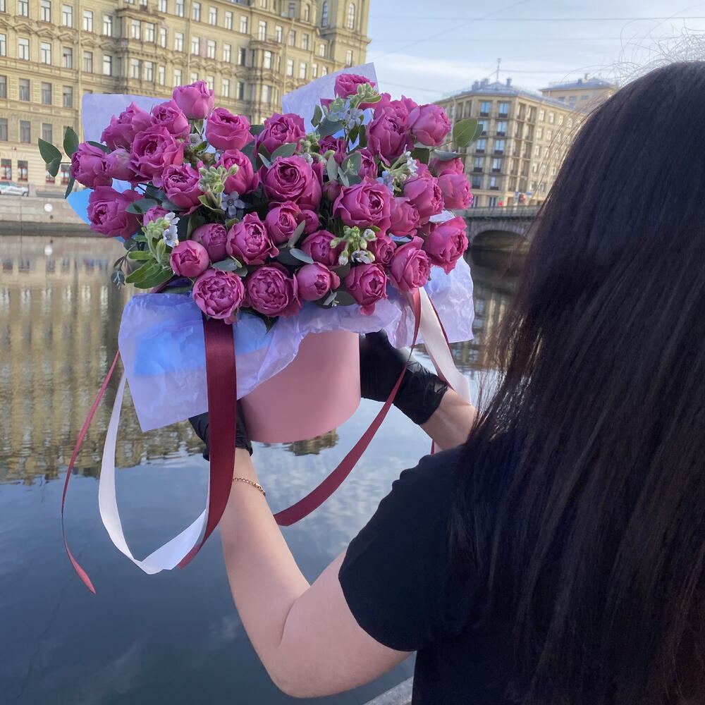 Цветы в коробке