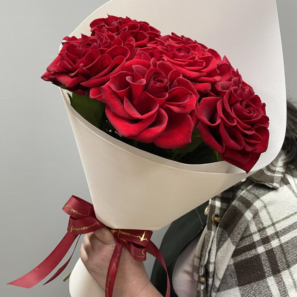 Трендовые бордовые розы 😍