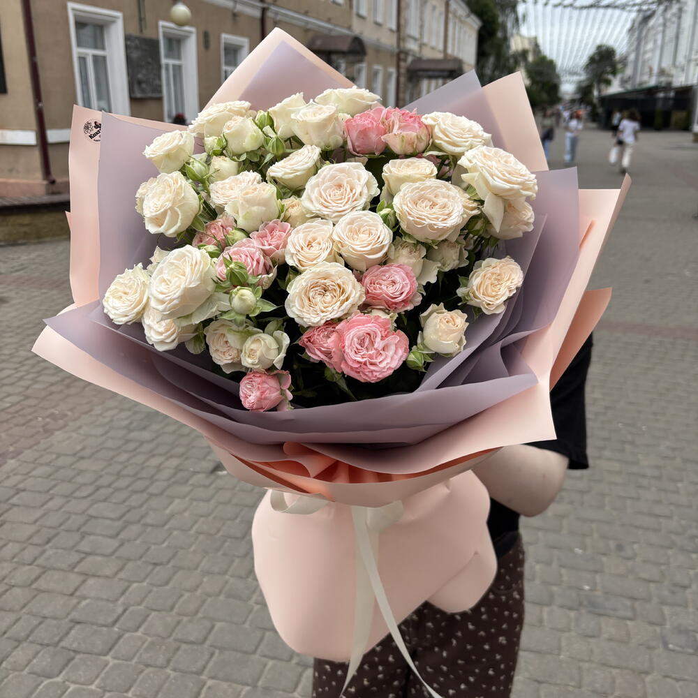 Букет «Кремовый» из кустовых роз