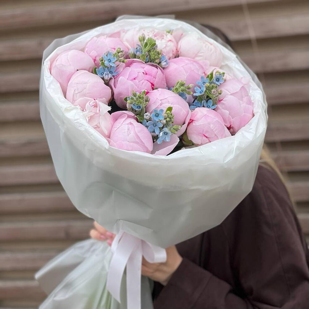 Пионы и незабудки
