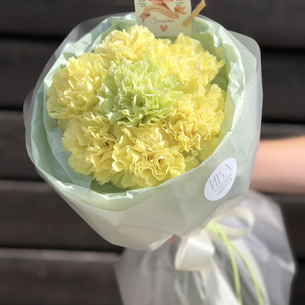 Букет-комплимент «Ромашка» из диантусов к 1 сентября 🌼
