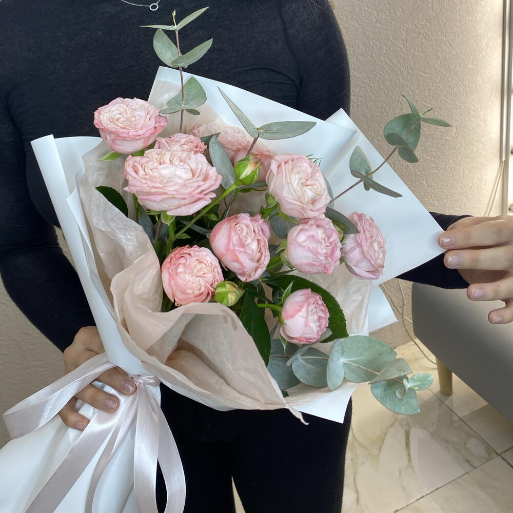 Букет комплимент 💞 Нежные розочки с эвкалиптом