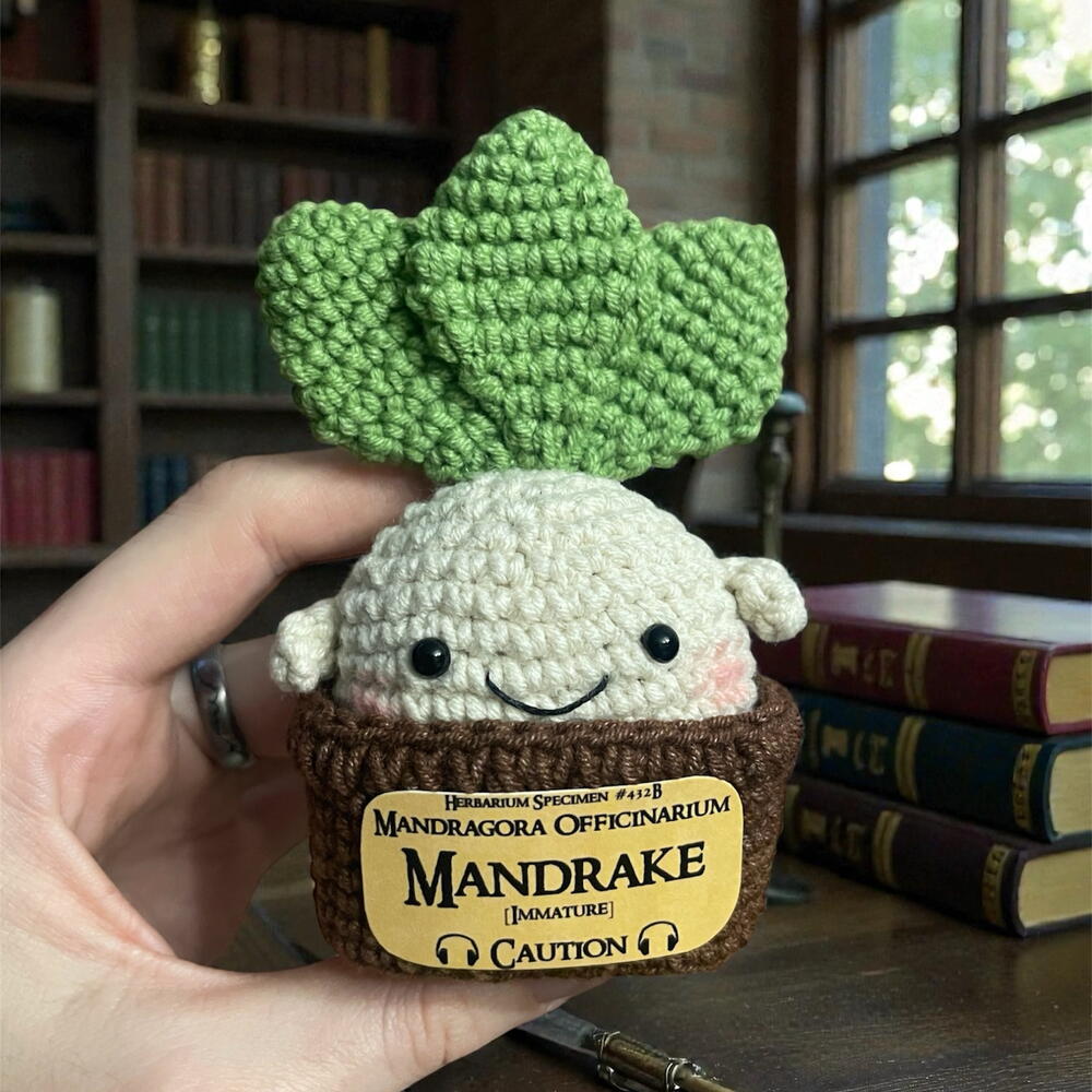 Мандрагора вязаная игрушка