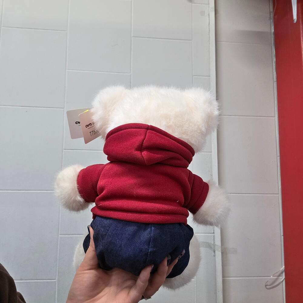 Мишка в свитере