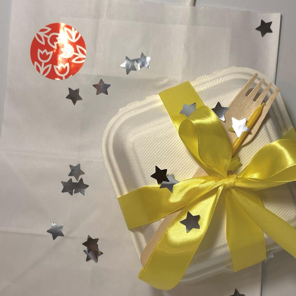 Бенто-торт с бабочками маме, подруге, сестре