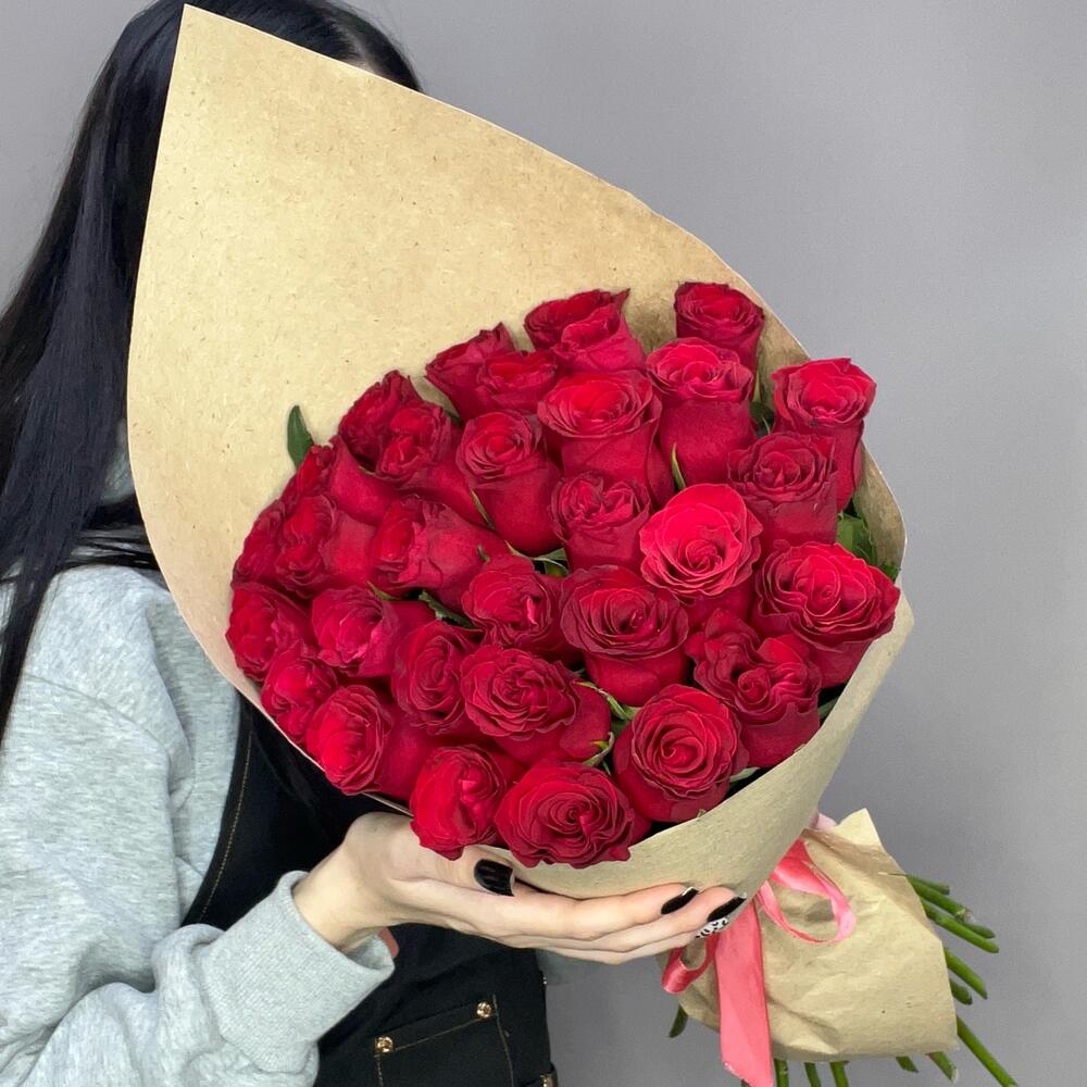 Роза бордовая «фридом» 31 шт