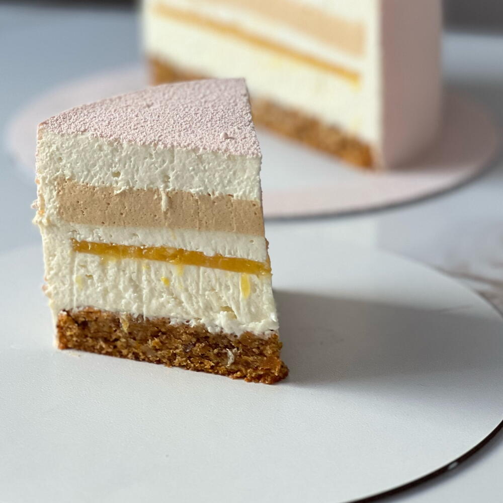 Торт муссовый «Carrot cake