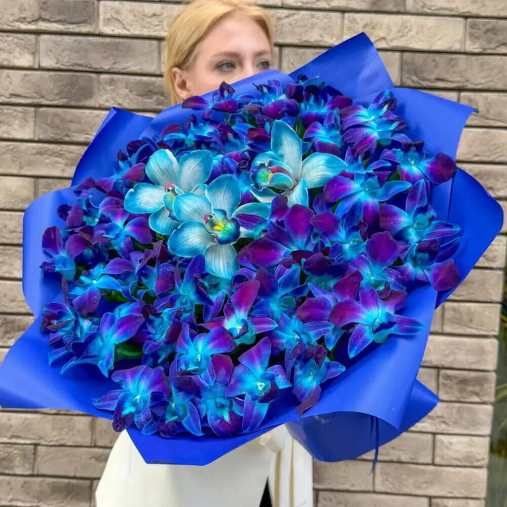 Большой букет из микса орхидей. Авторский букет 666. Leoraflowers