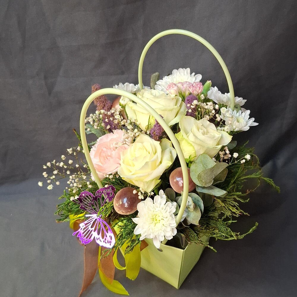 Сумочка белых цветов 💐