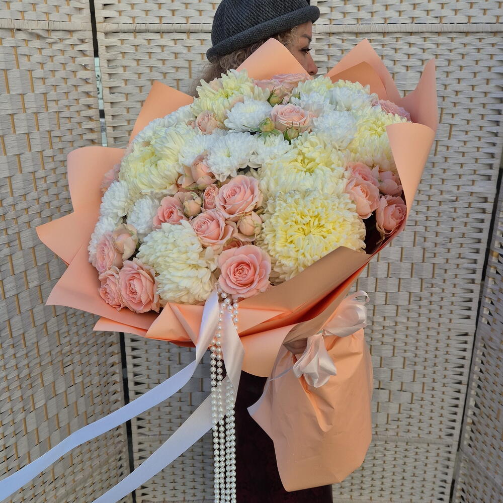 Bouquet 2 💛 (хризантемы и кустовые розы)