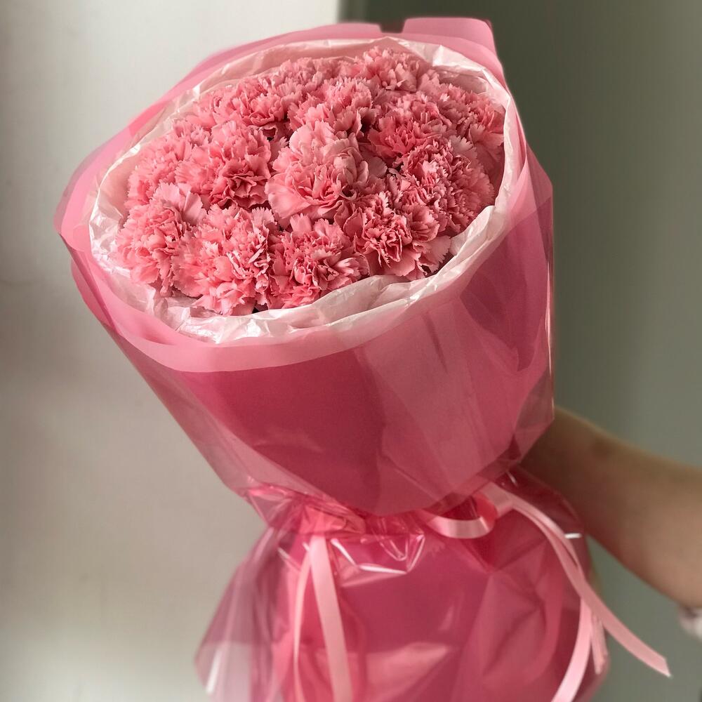 15 varietal pink dianthuses 33 Buket flowers