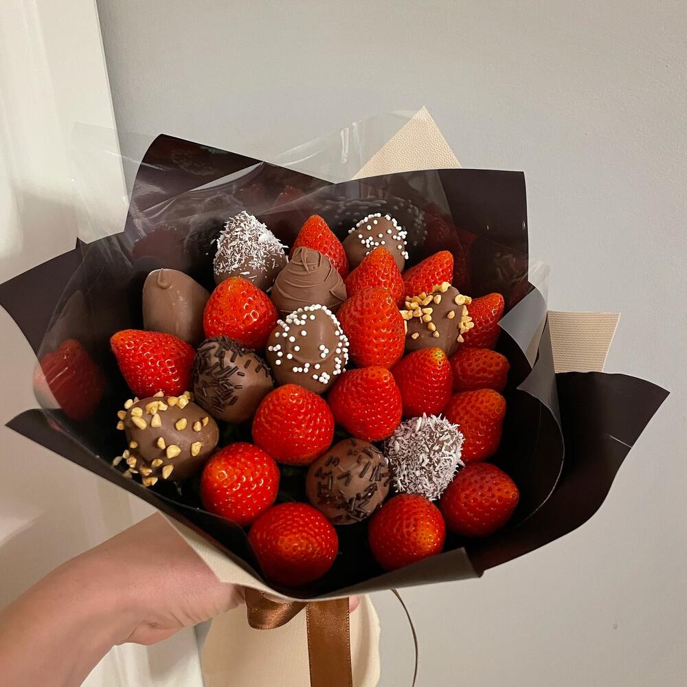 Ramo de Fresas cubiertas de Chocolate ir