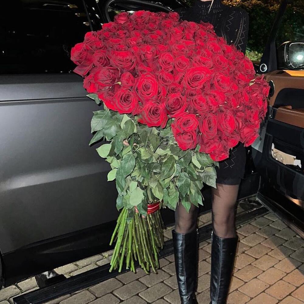 Bouquet of red roses 101pcs 120cm