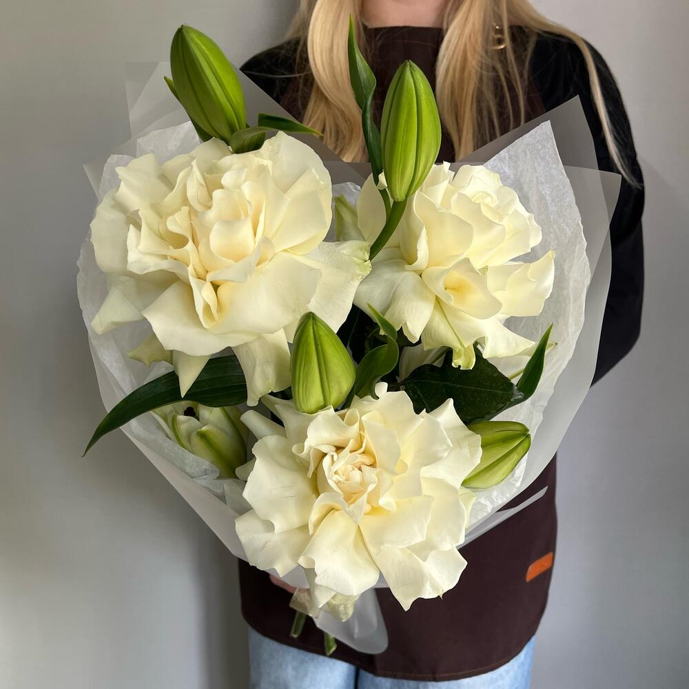 Aromatic Lily   French Rose Bouquet 🤍Нежный букет, сочетающий изысканную французскую розу и ароматную лилию