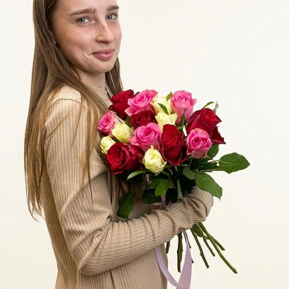Яркий букет из роз