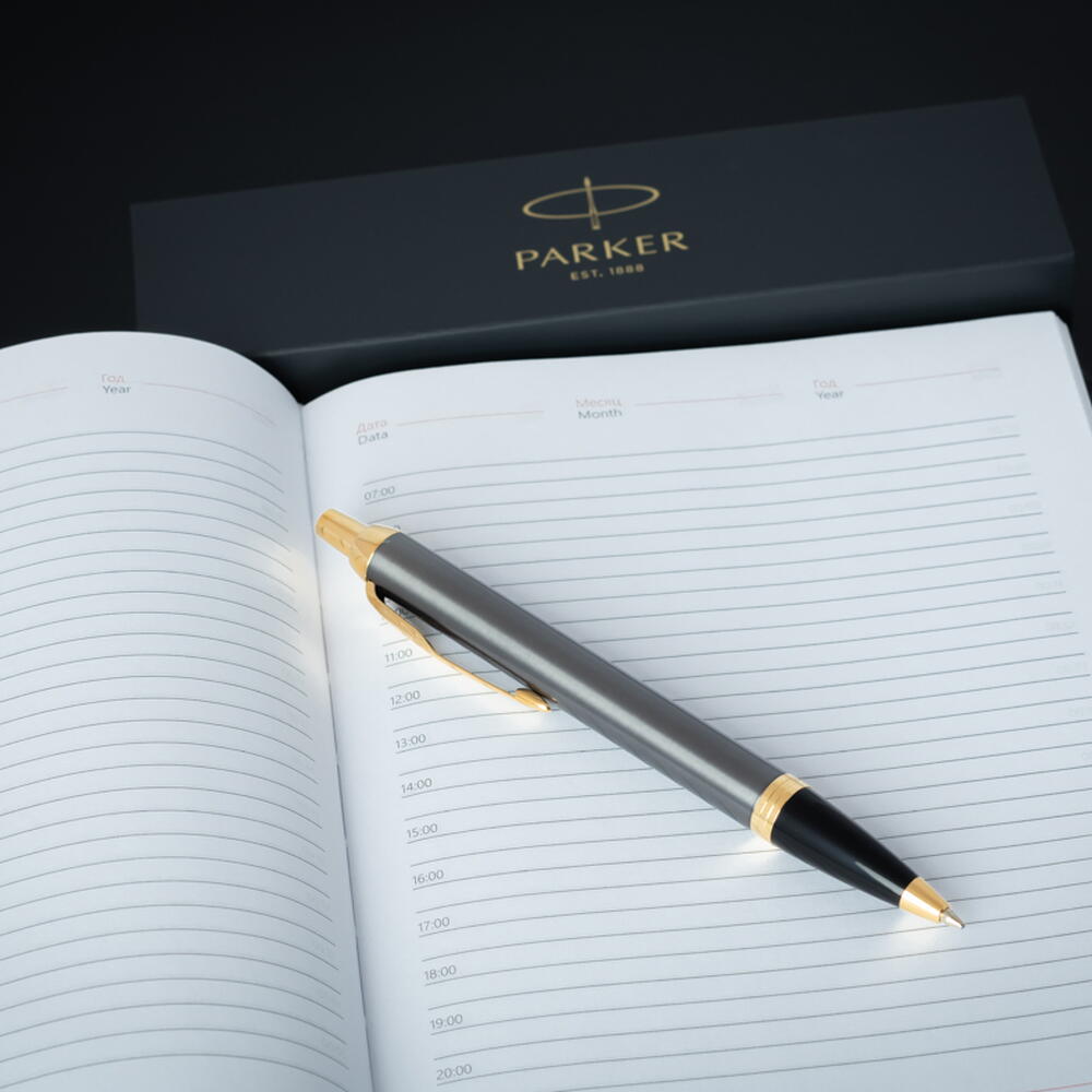 Ручка шариковая Parker IM Premium Grey Core GT