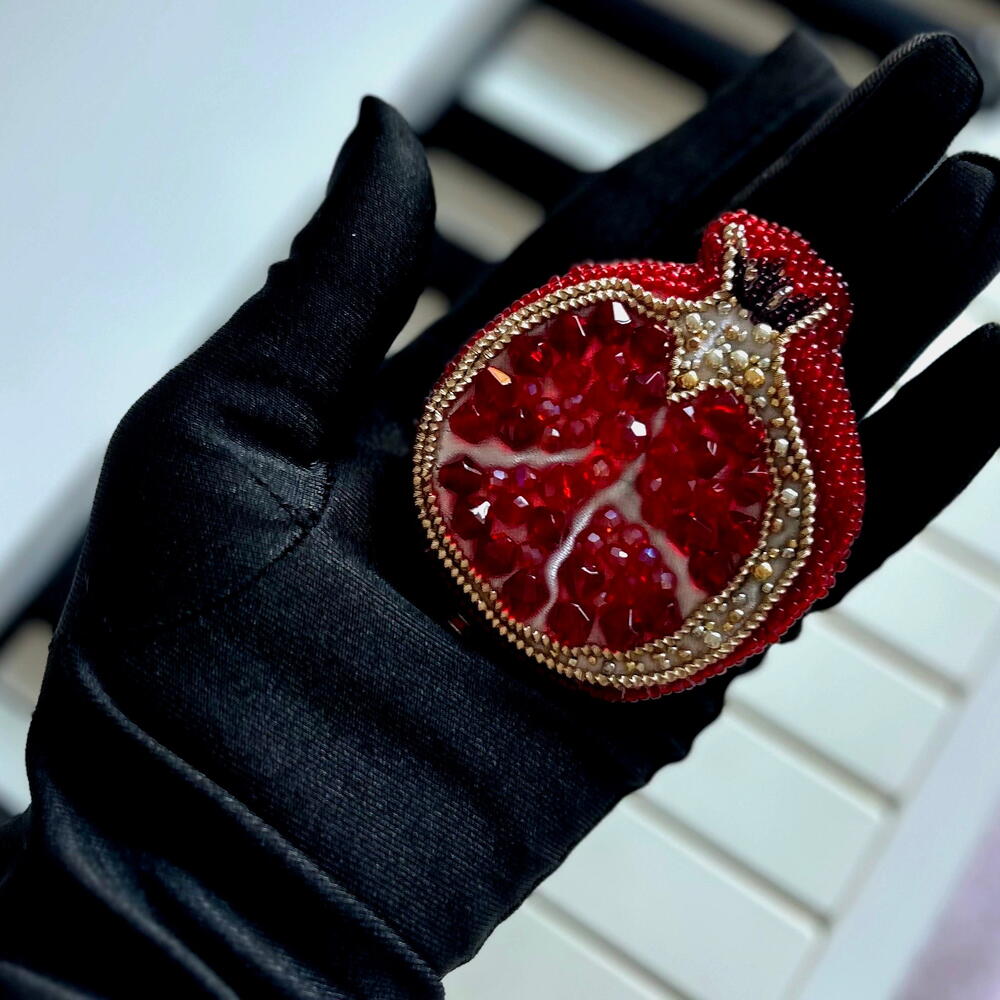 Брошь Гранат