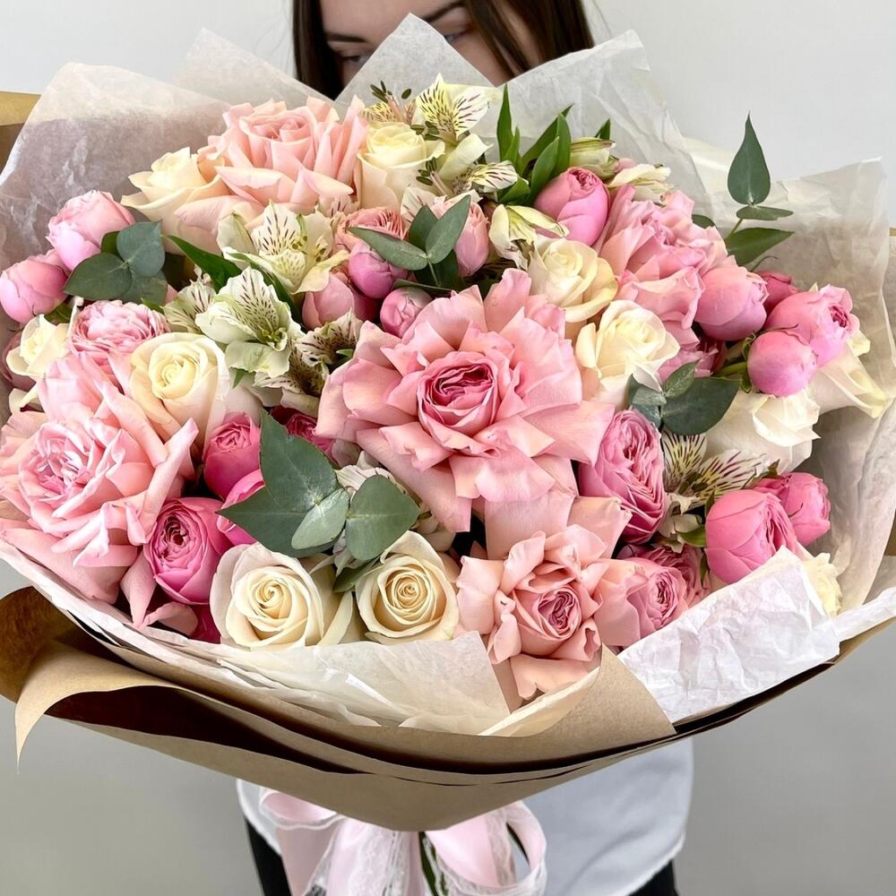 Французские мотивы🌸 с пион розами