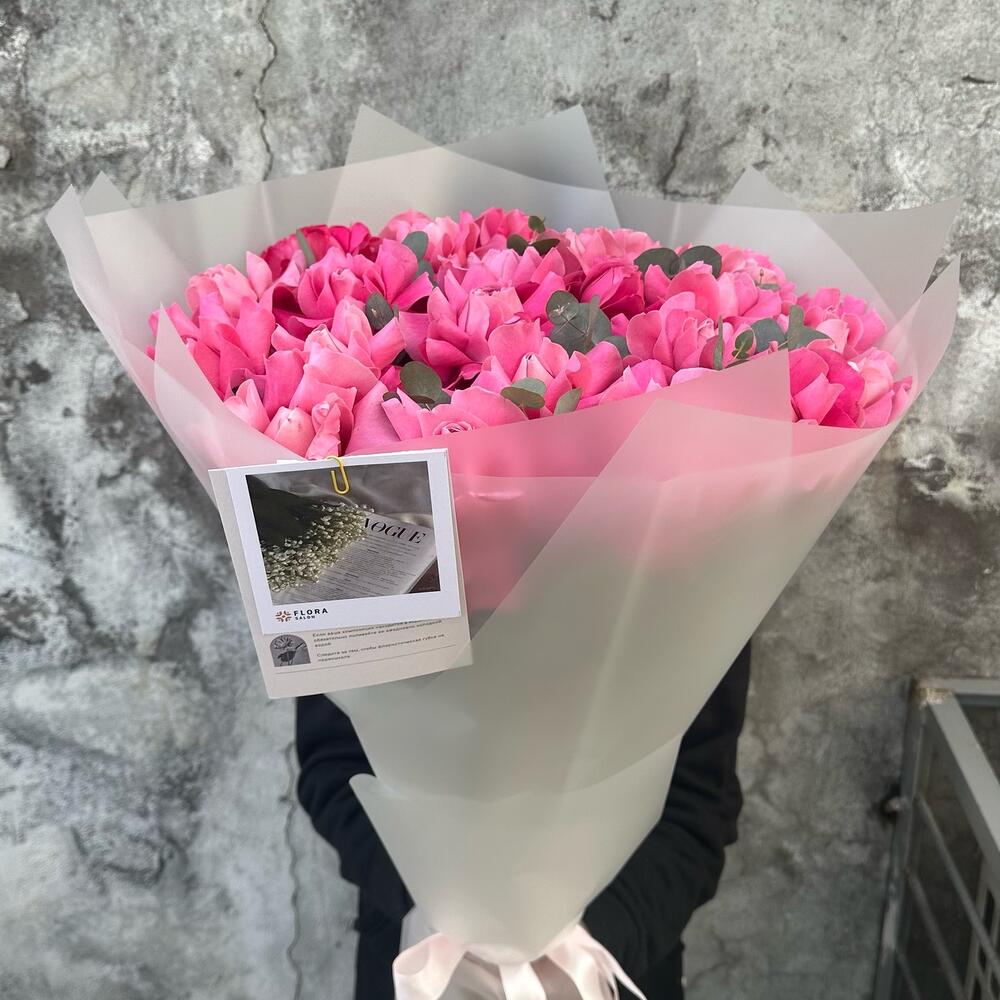 Bouquet di rose (varietà alfolof)