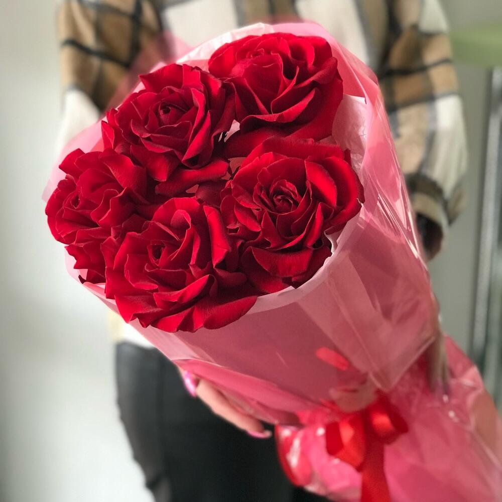 5 красных французских роз Фридом букет 9 Buket flowers