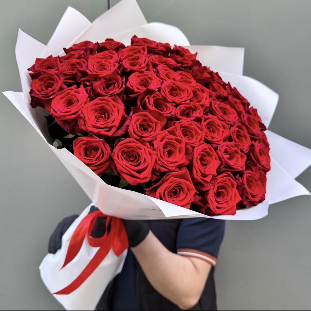 Red Naomi 51