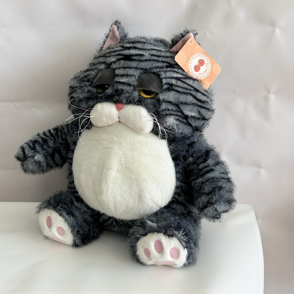 Котик серый