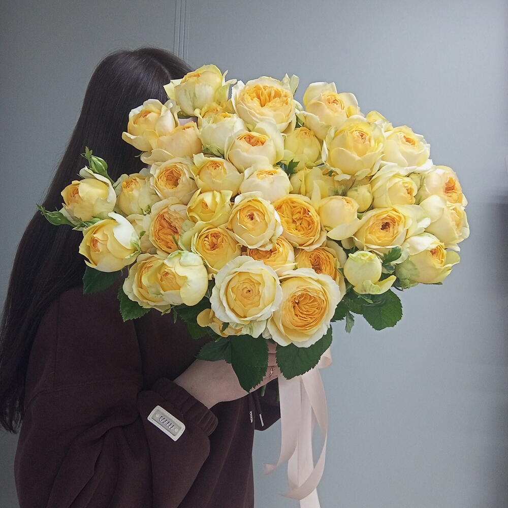 Кустовые розы💛