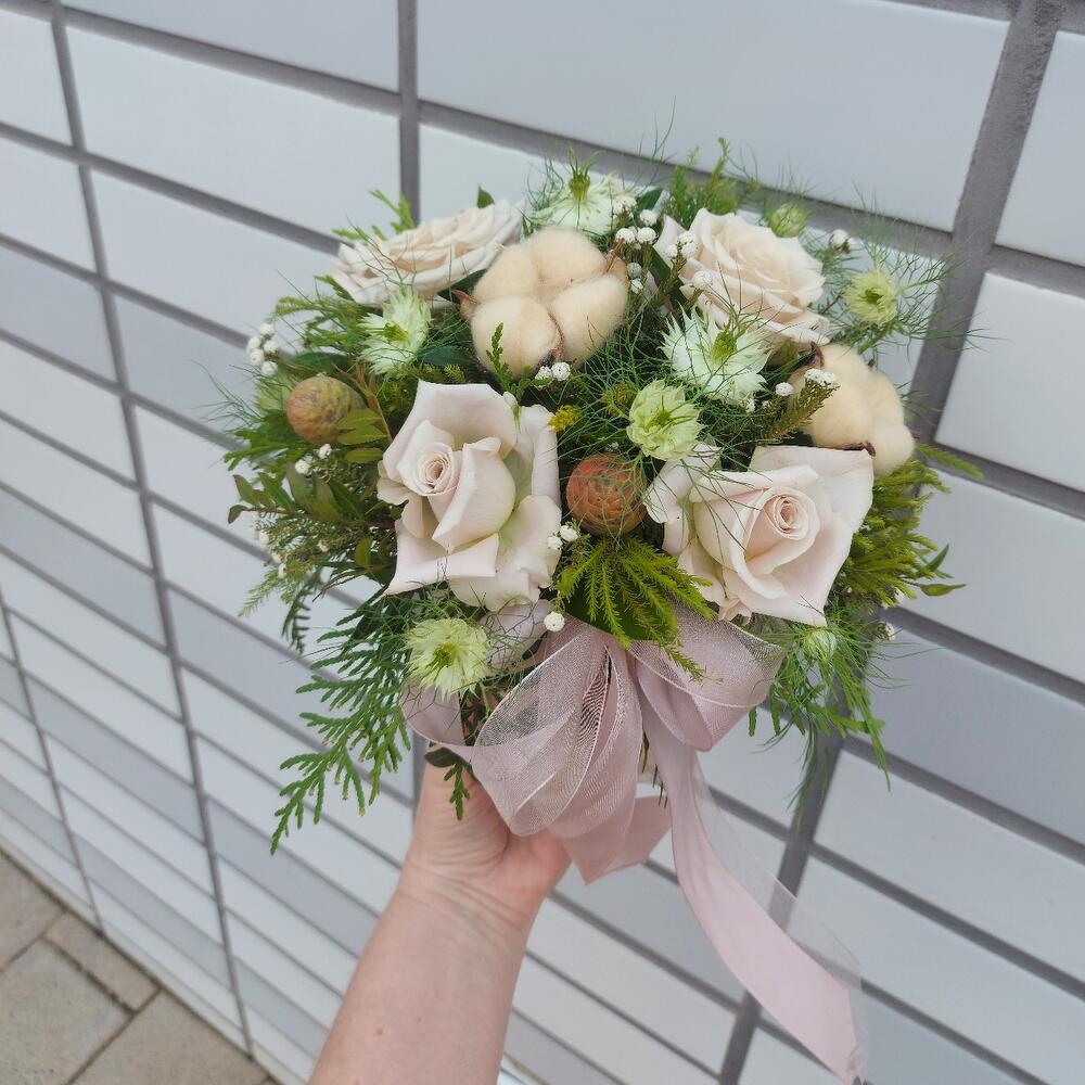 Цветы в коробке