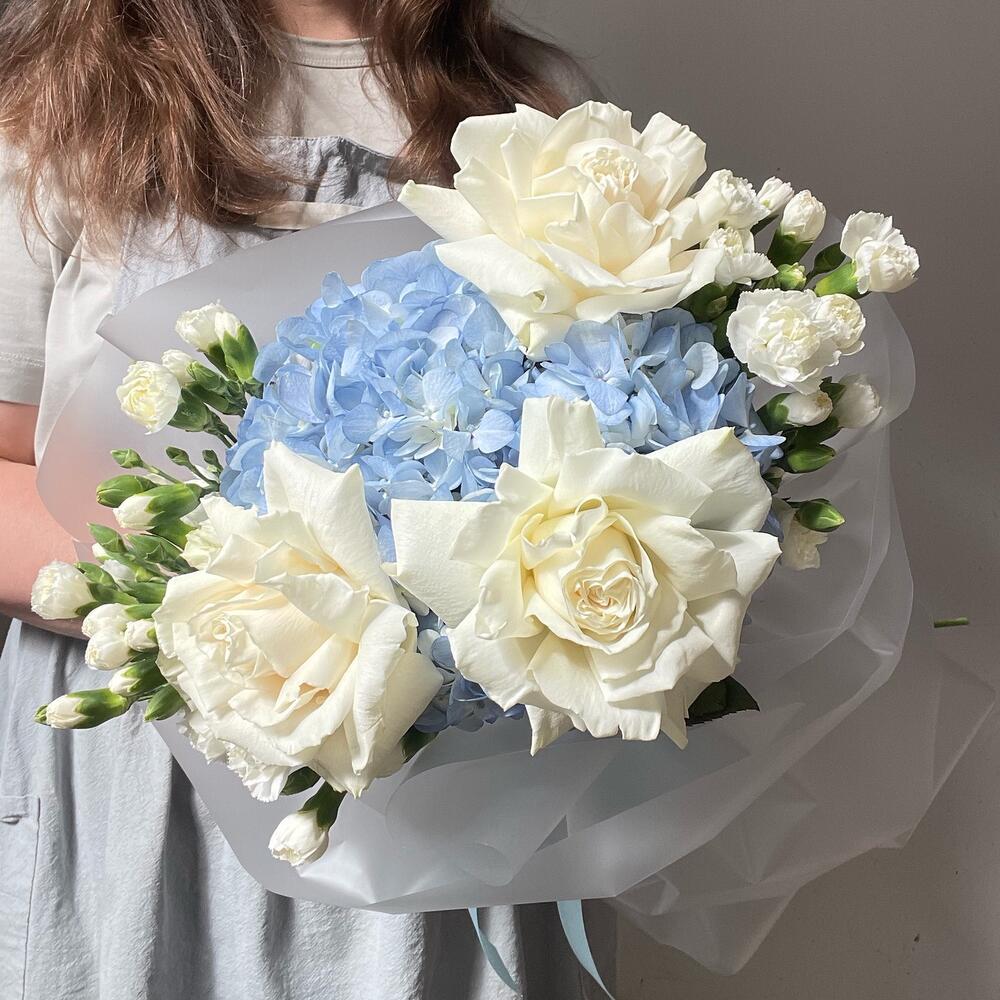 Гортензия, роза, гвоздика🌹