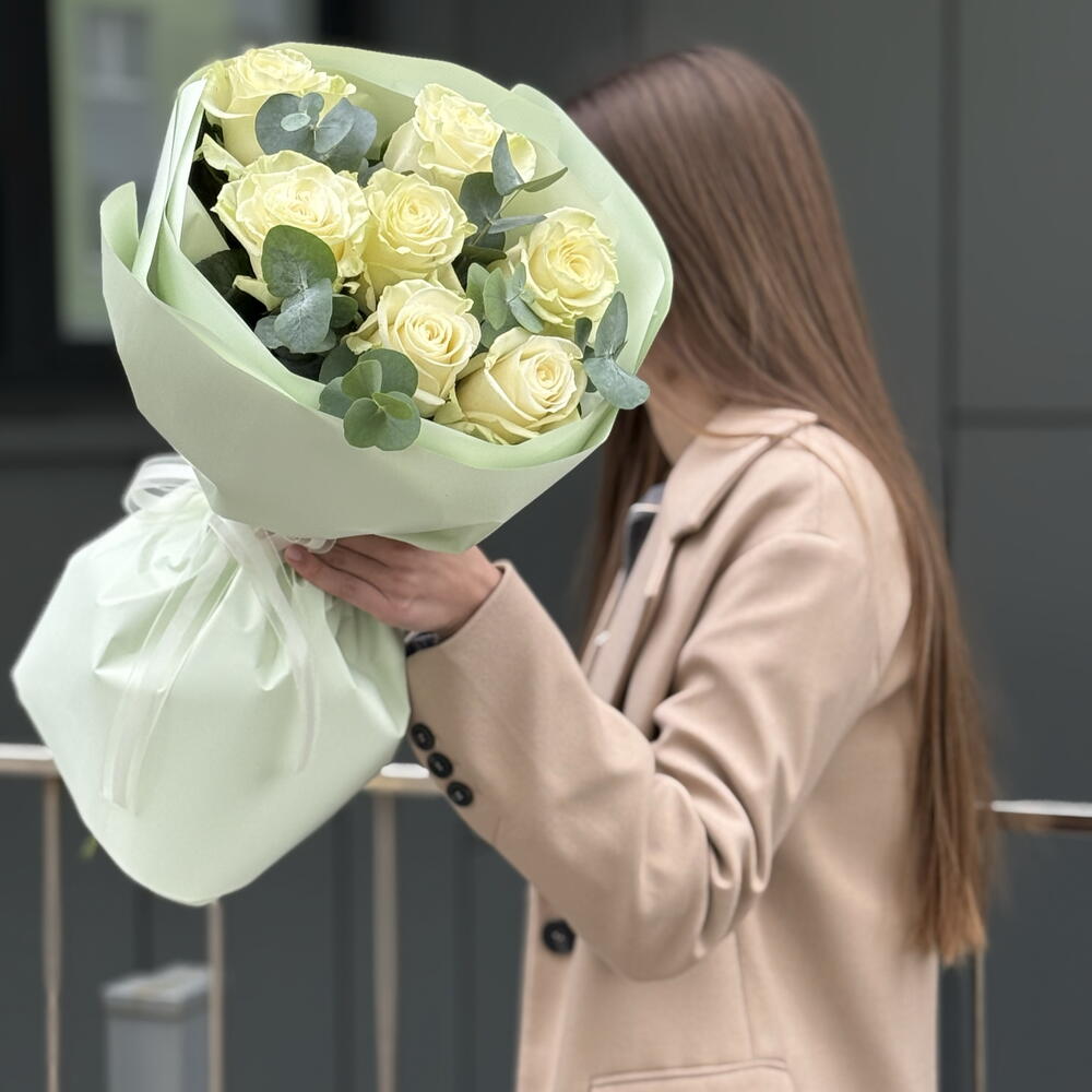 Букет Белоснежка из белые розы