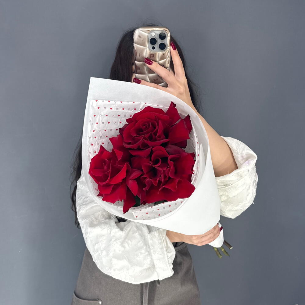Монобукет🌹 из Бордовой Француской Розы 3 шт