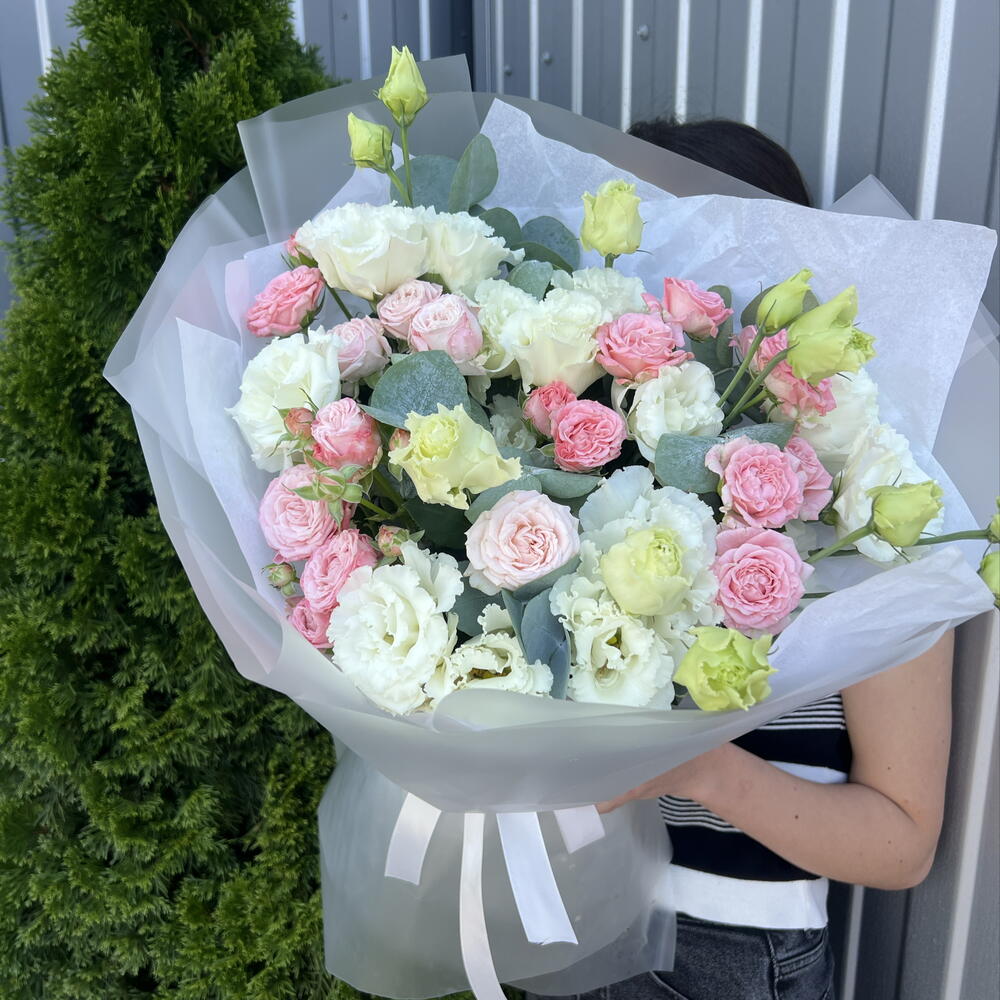 Эустома и бамбастик 🌹