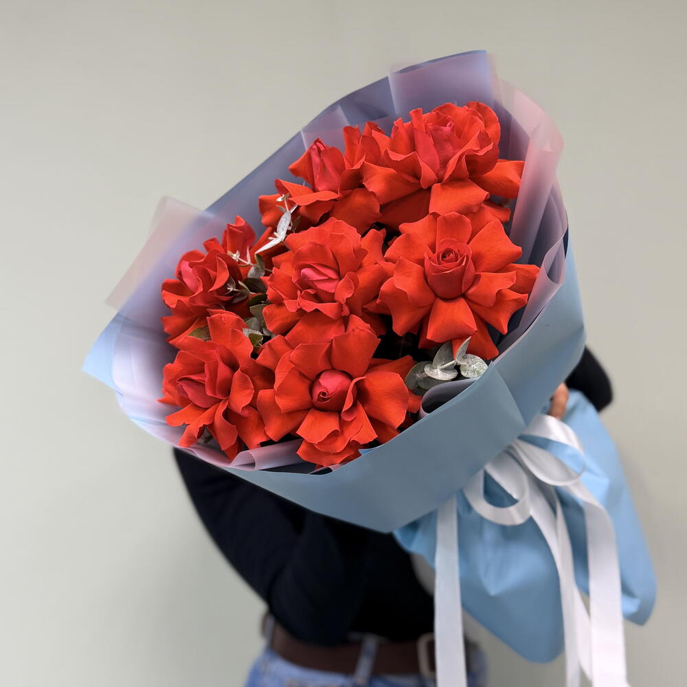 🌹 «Монобукет из 7 французских роз „Нина» в стильной упаковке🎀