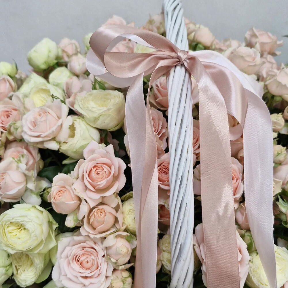 Цветы в корзине 💞💞💞