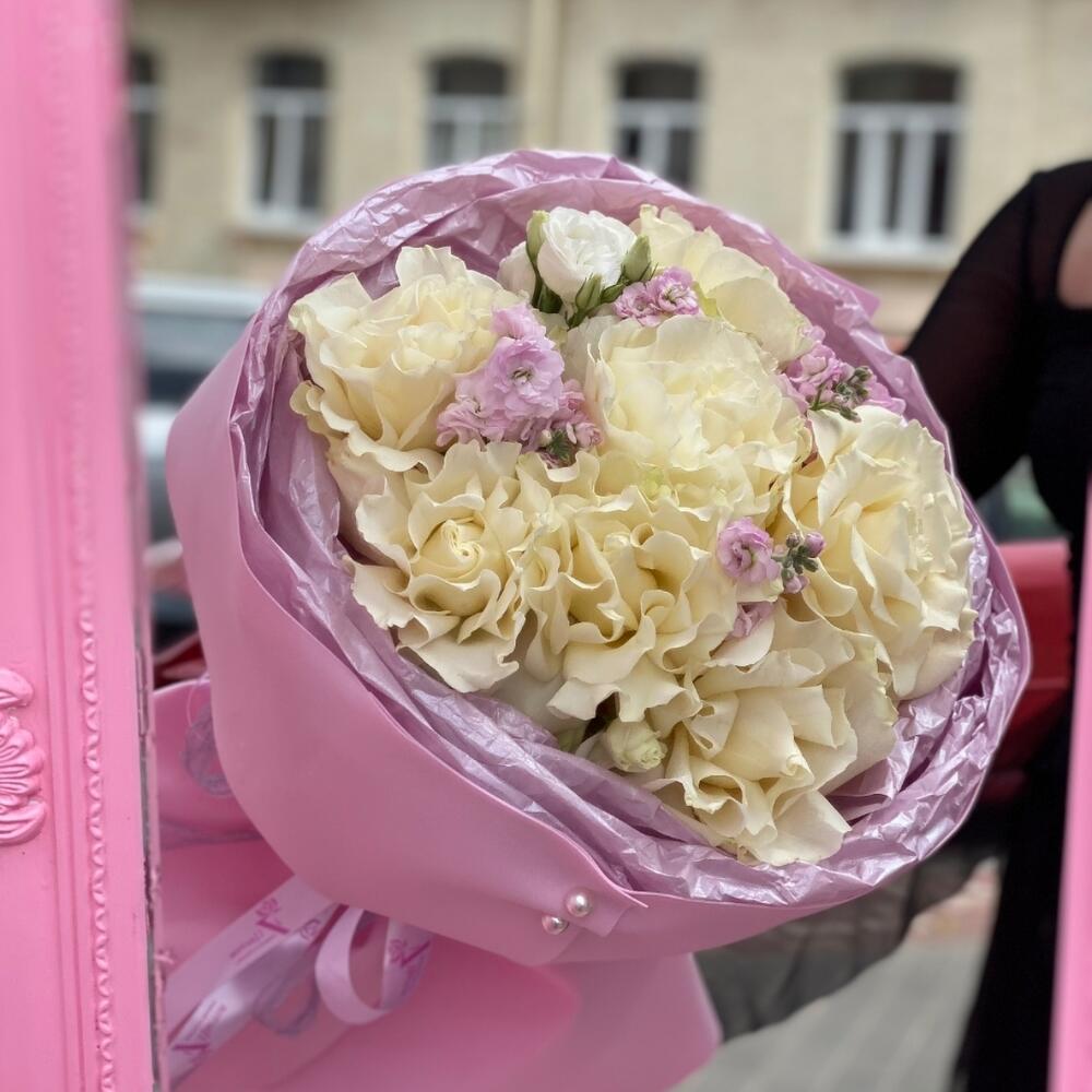 Букет Нежная любовь(французская роза, маттиола, эустома)